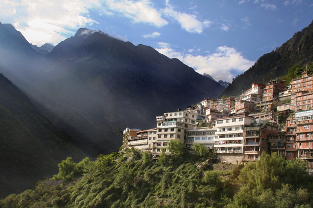 Zhangmu / Dram / Khassa